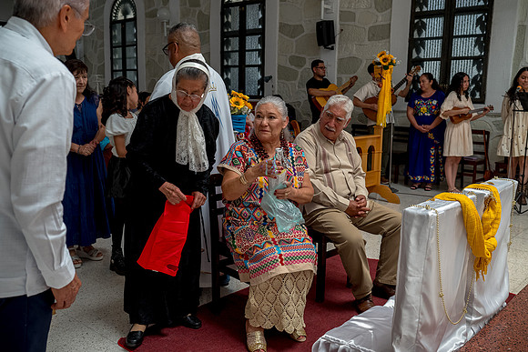 Mary y Joaquin 50 Aniversario de Bodas-220