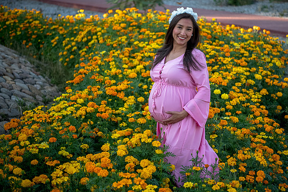 Nancy Mom to be-15