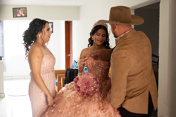 Perla Mis Quinces Dia del Evento-13